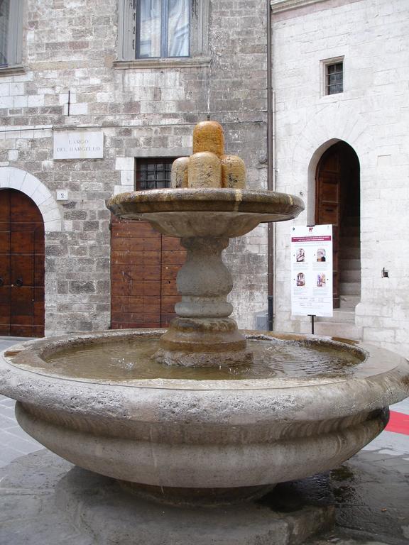 La Residenza Del Bargello Villa Губио Екстериор снимка